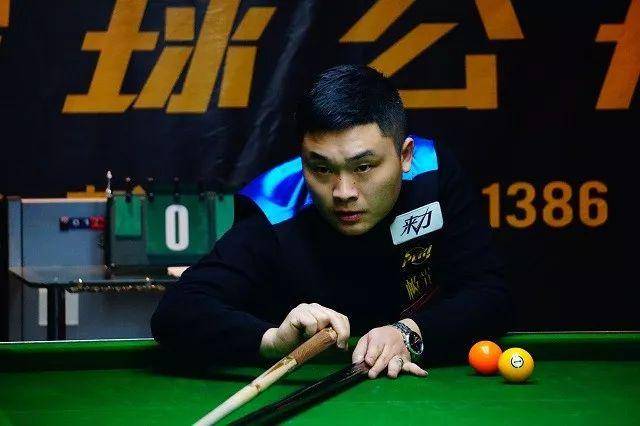 刘晏玮则以 刘晏玮则以